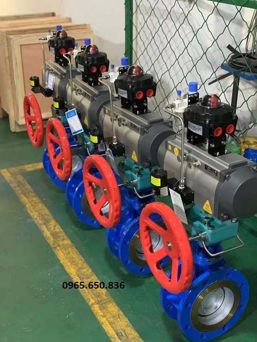 Van bướm khí nén mặt bích tay quay