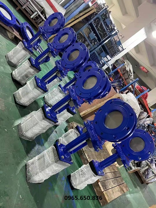 Van cổng dao điều khiển khí nén