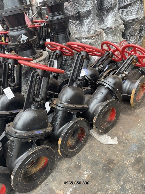 Van cổng thép DN500