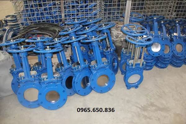 Van cửa dao gang