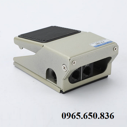 B&agrave;n đạp ch&acirc;n kh&iacute; n&eacute;n FV320